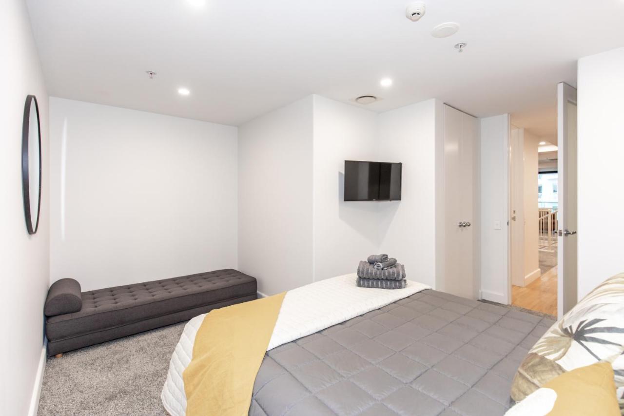 Ocean Eleven 22 Apartment Mount Maunganui Exterior photo